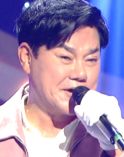 배우 김수현 아버지 가수 김충현