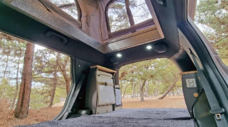 전현무 캠핑카 토레스 캠프