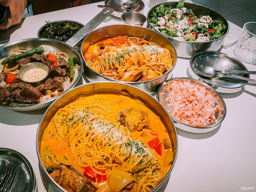 바비레드 4인 세트메뉴