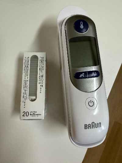 브라운 체온계랑 일회용 교체필터