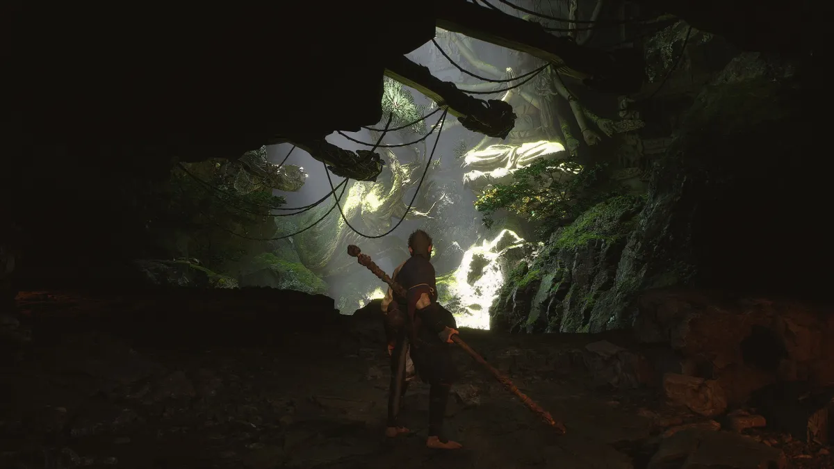 동굴-속에서-바라본-숲-속