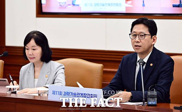 과학기술관계장관회의 배경훈 부총리