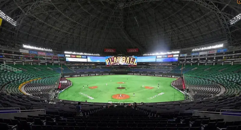 후쿠오카-돔구장-내부-전경