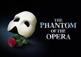 오페라의 유령 하얀 마스크와 붉은 장미