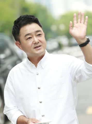 가수 진시몬