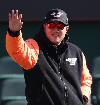 한화이글스 최원호 감독 프로필 나이 고향 학력 경력