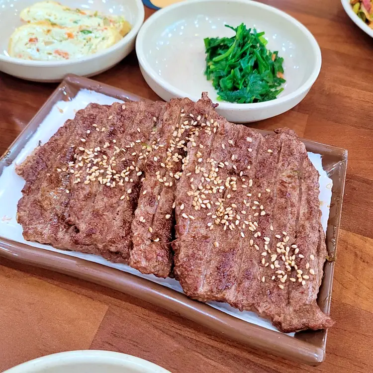 식객 허영만 백반기행 170회 백진희 편 떡갈비 오리떡갈비 한우떡갈비 한정식, 육회비빔밥 전라도 광주 송정역 맛집 소개