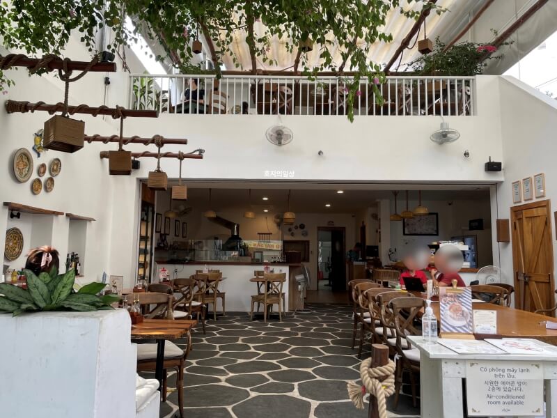 나트랑 시내 피자&파스타 맛집 라칼라 - 매장 1층