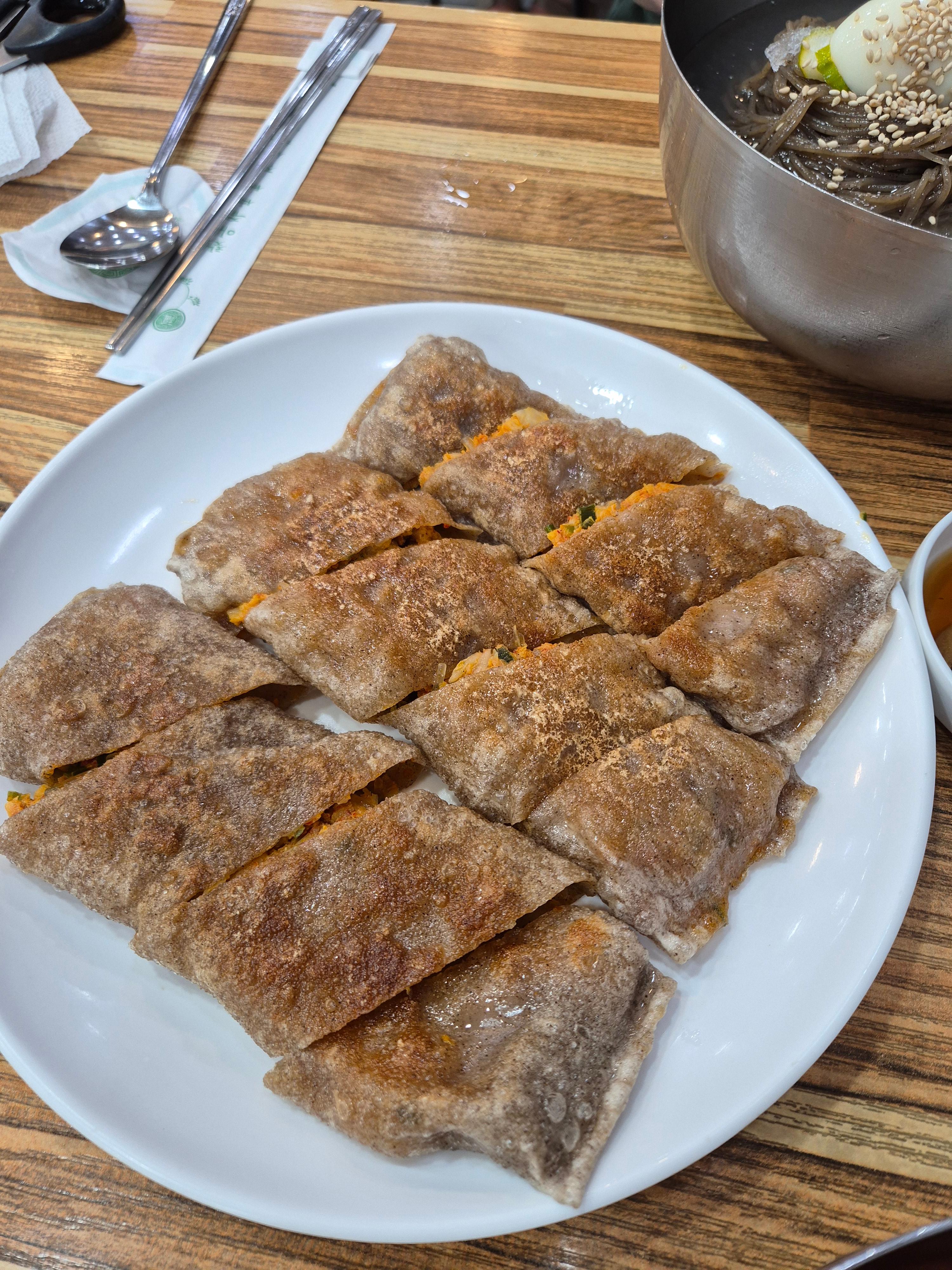 백령면옥 메밀전병