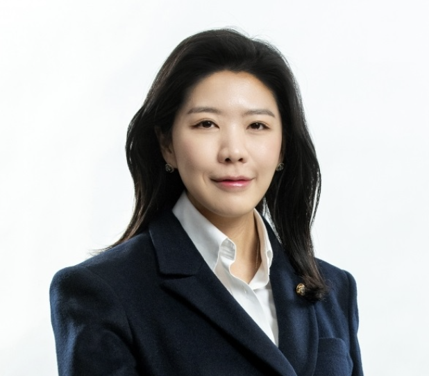 신현영 프로필