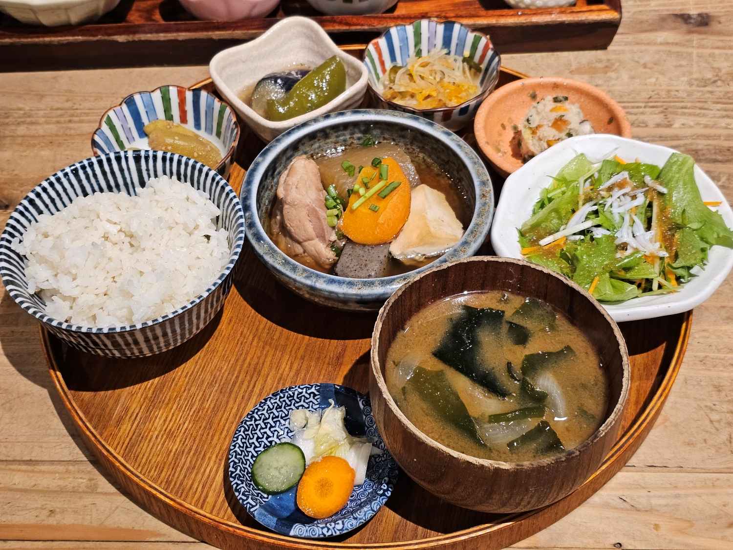 오사카 오렌지 스트리트 키타호리에 일본식 가정식 점심 맛집 추천 야오야토 고항 오오쿠라