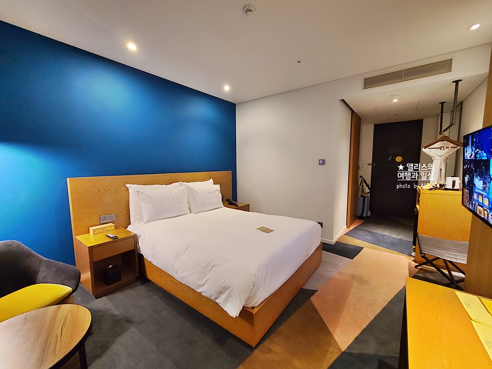 L7 홍대 바이 롯데 스탠다드 더블 룸 꼼꼼후기