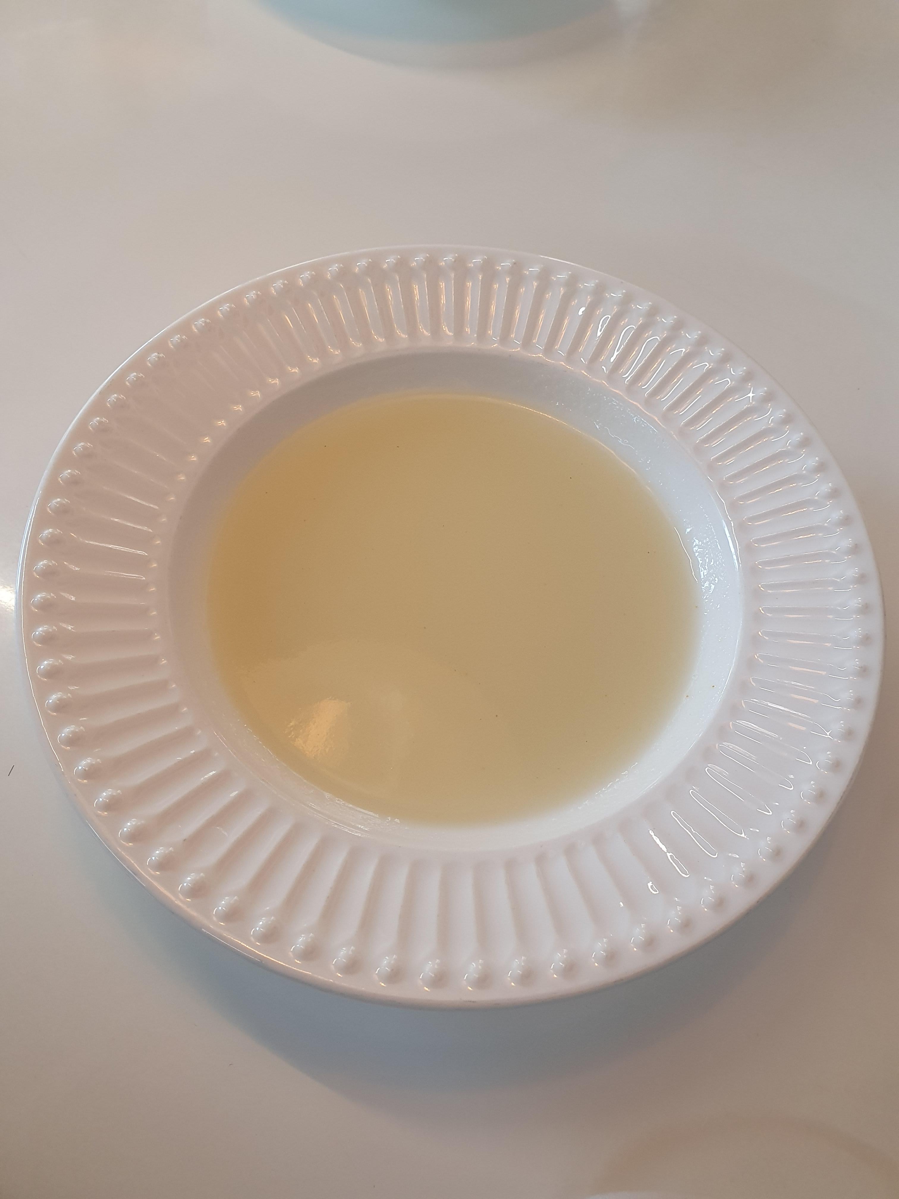 갈마동 치즈가스 맛집 식전스프 등장