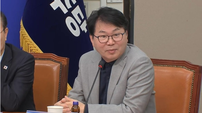 이한주프로필,이한주 나이,이한주 학력,국정기획위원장 이한주,이재명 정책 멘토,기본소득 정책