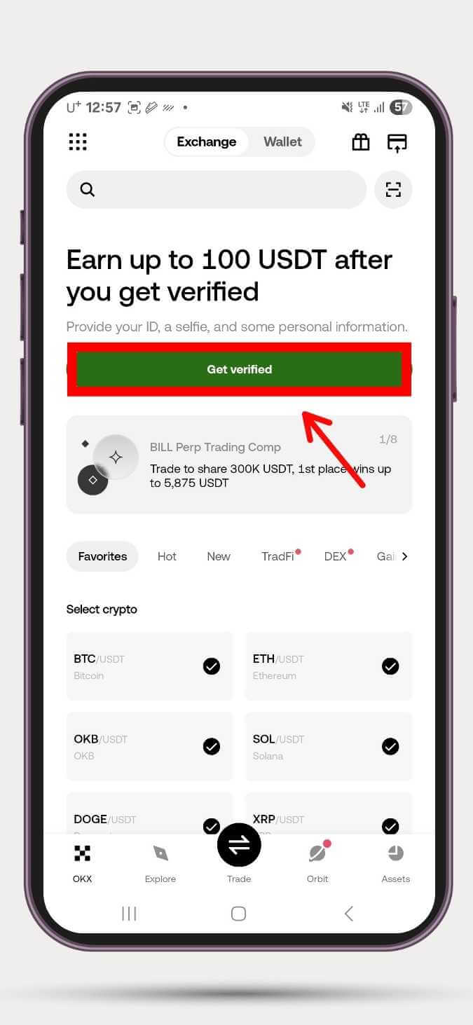 OKX 앱 시작화면
get verified 부분을 가리키고 있다.