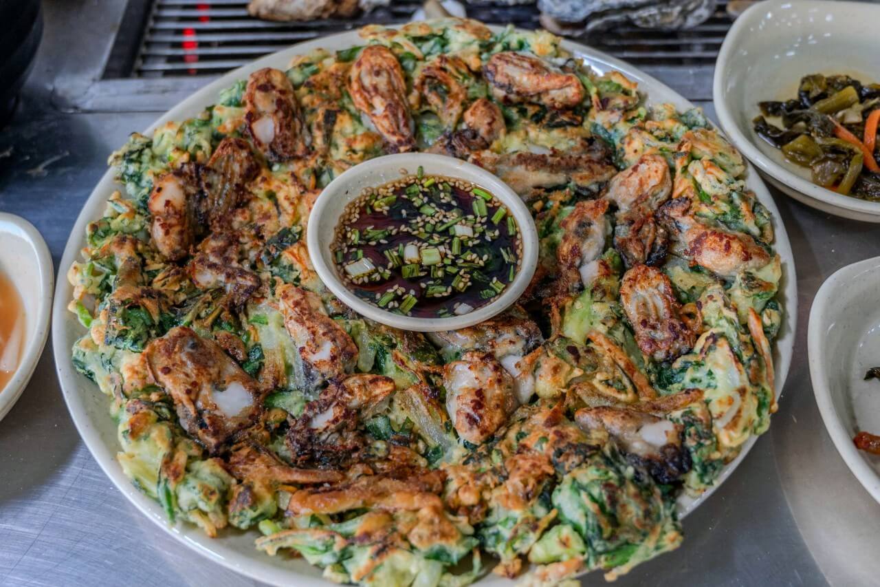 생방송오늘저녁 굴구이 전남 여수 위대한 일터 맛집