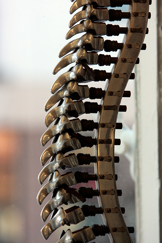 허리디스크 관리의 핵심! 도움이 되는 운동과 해로운 운동은?