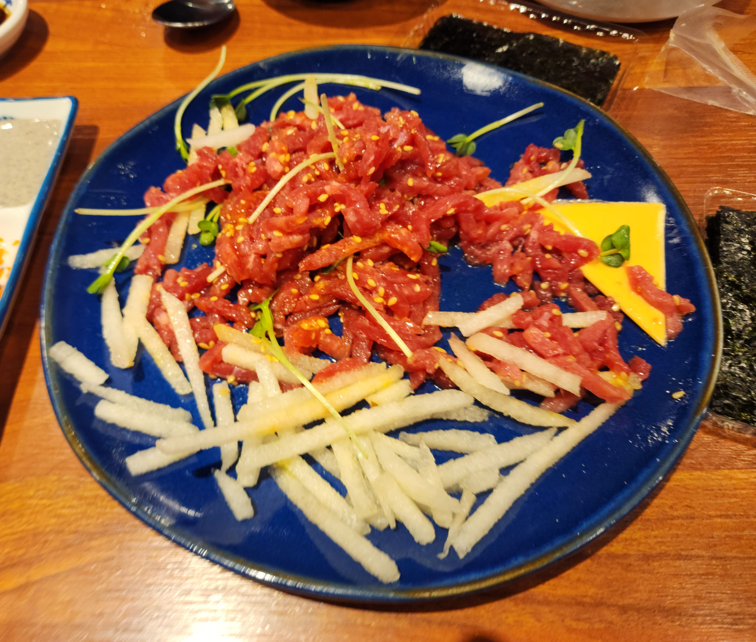 육회바른연어