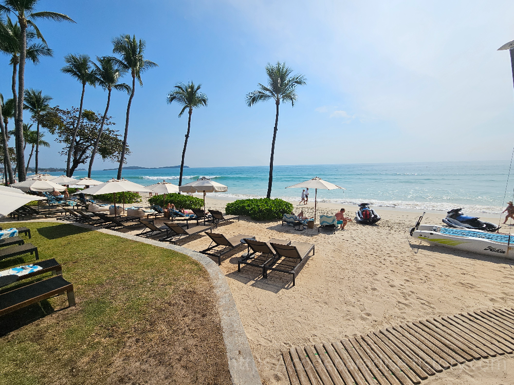 호텔 안 해변 사진