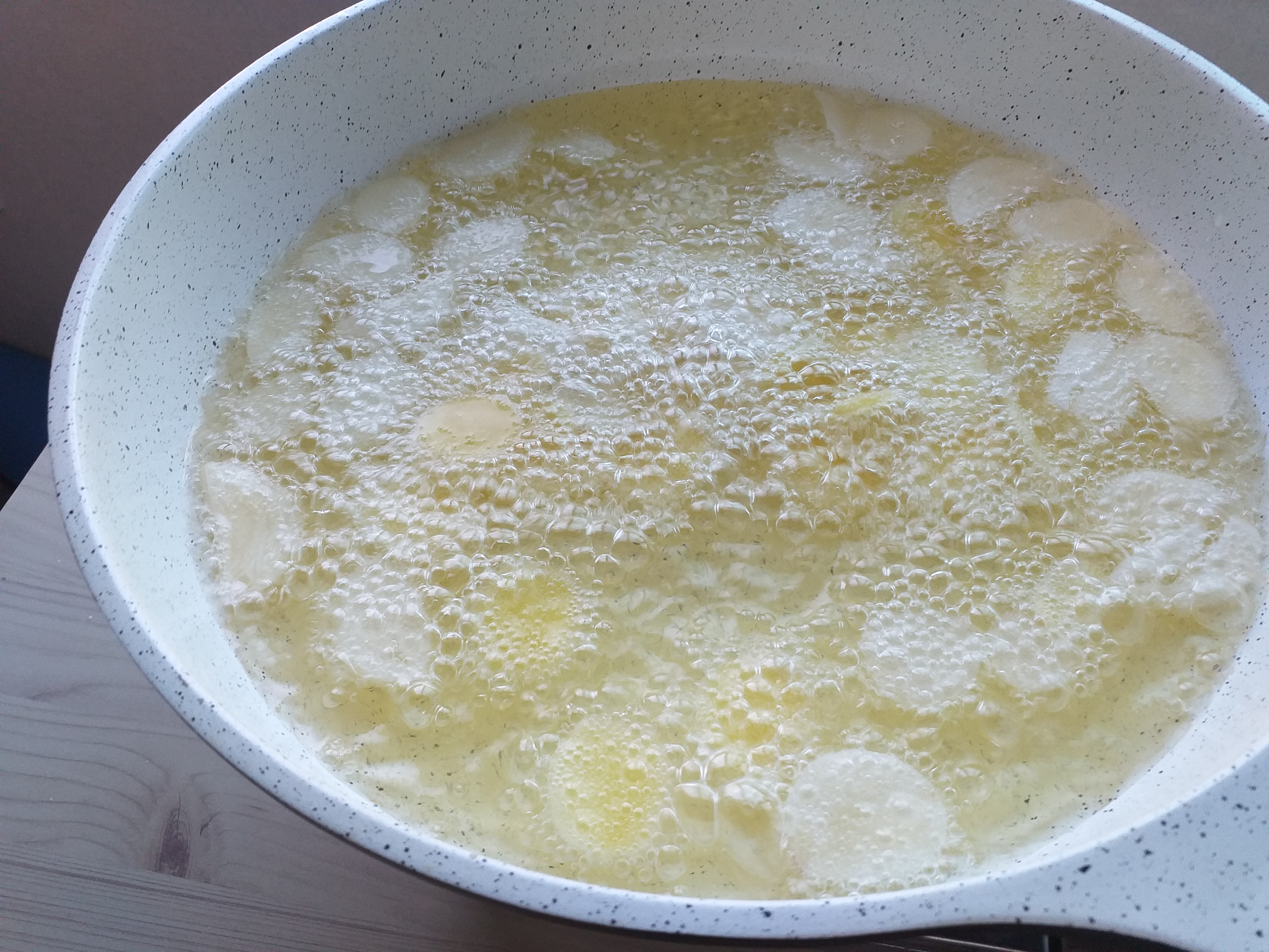 깻잎기름, 생강술