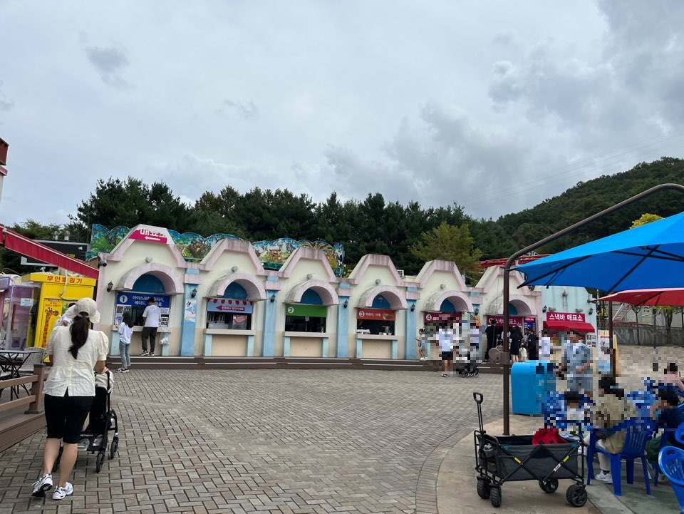 오월드 푸드코트