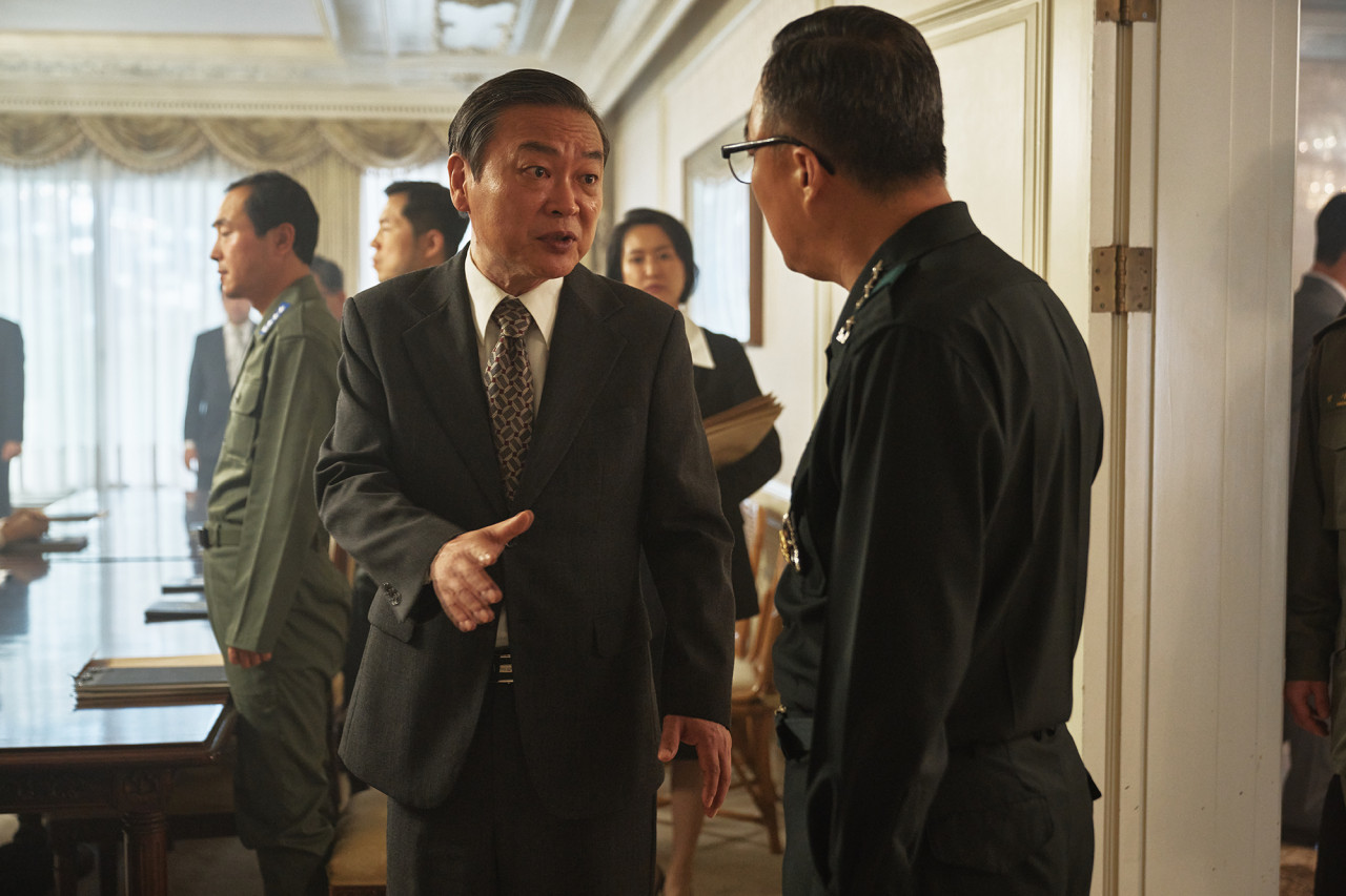 영화 서울의 봄 실화 실제인물 손익분기점 관객수 출연진 ott 줄거리 후기