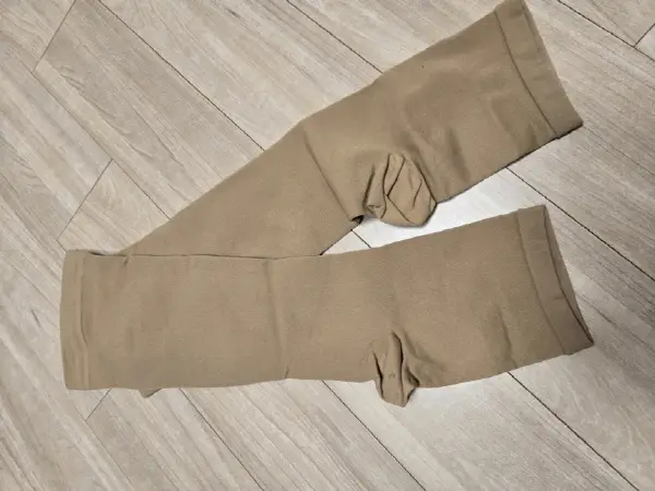 하지정맥류 초기 증상과 압박 스타킹, 치료 후 변화까지 – 실제 경험 후기