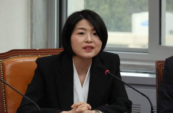 한지아 국회의원 남편 결혼