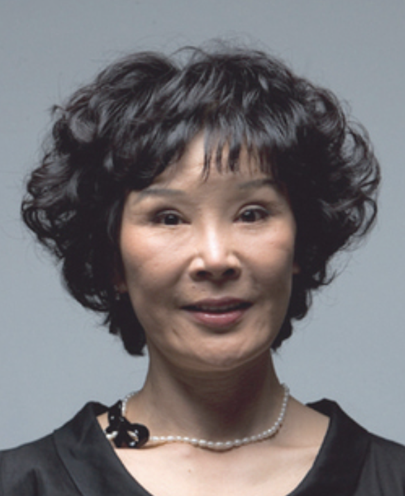 이용녀 프로필 화보