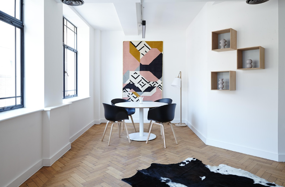 2인 가구 공간 분리 인테리어 팁: 좁은 집도 넓게 쓰는 가구 배치법