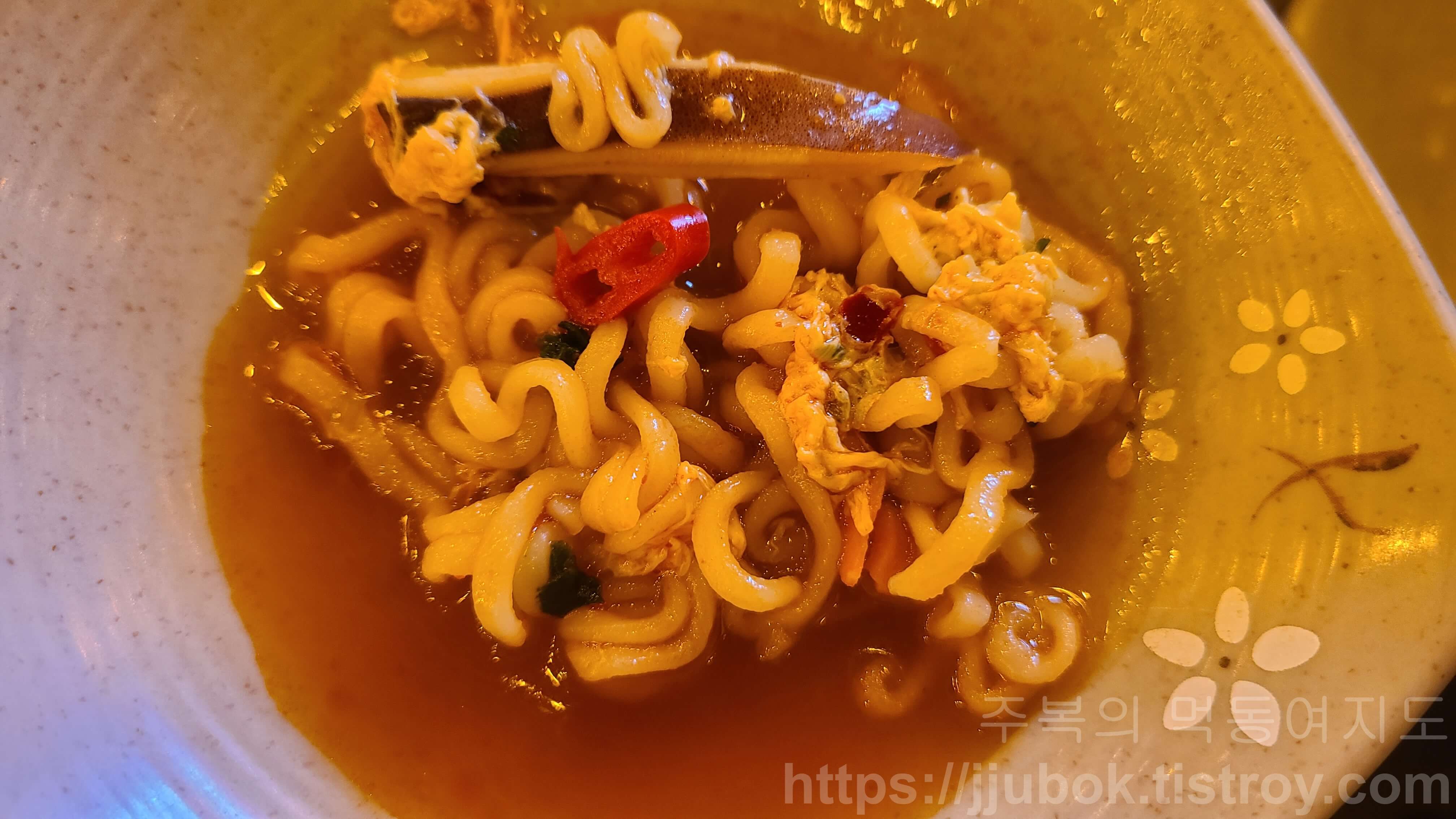 막걸리집-개코네-라면-맛