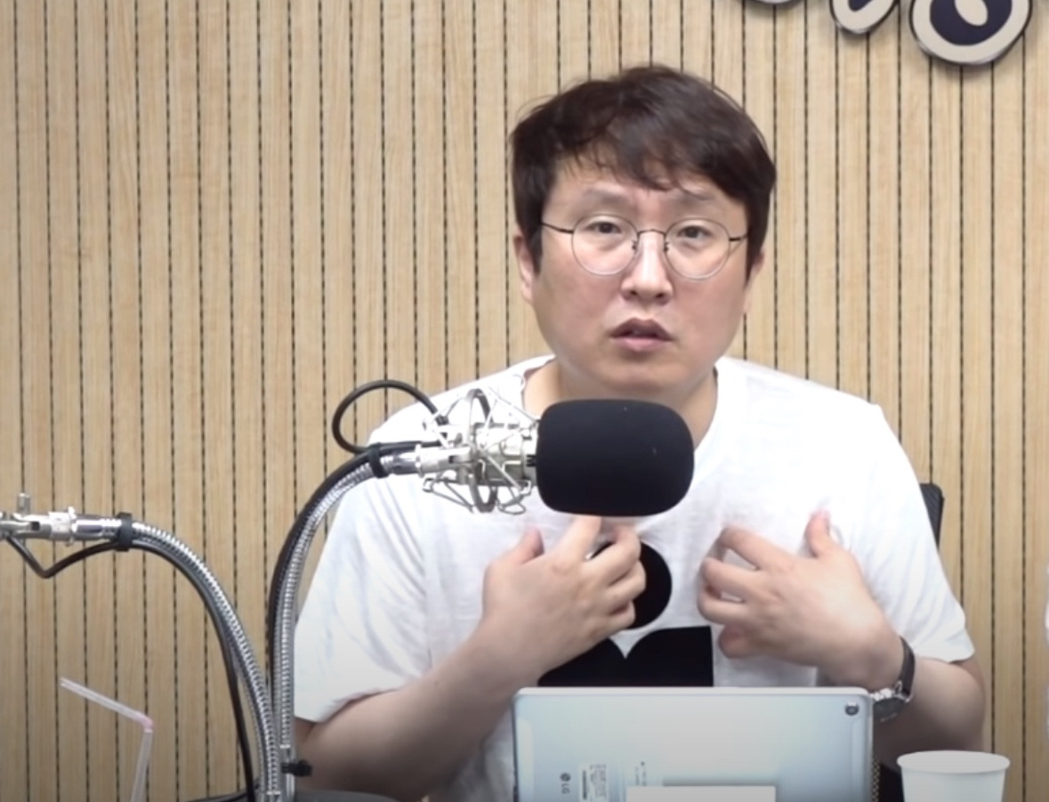 이동형 작가와 김어준