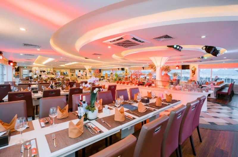 프린세스 크루즈 내부 식당 사진