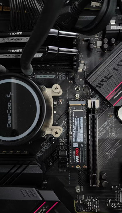 삼성전자의 EUV 공정 성공, DDR5 고성능 메모리, 이미지 센서 소형화 전략