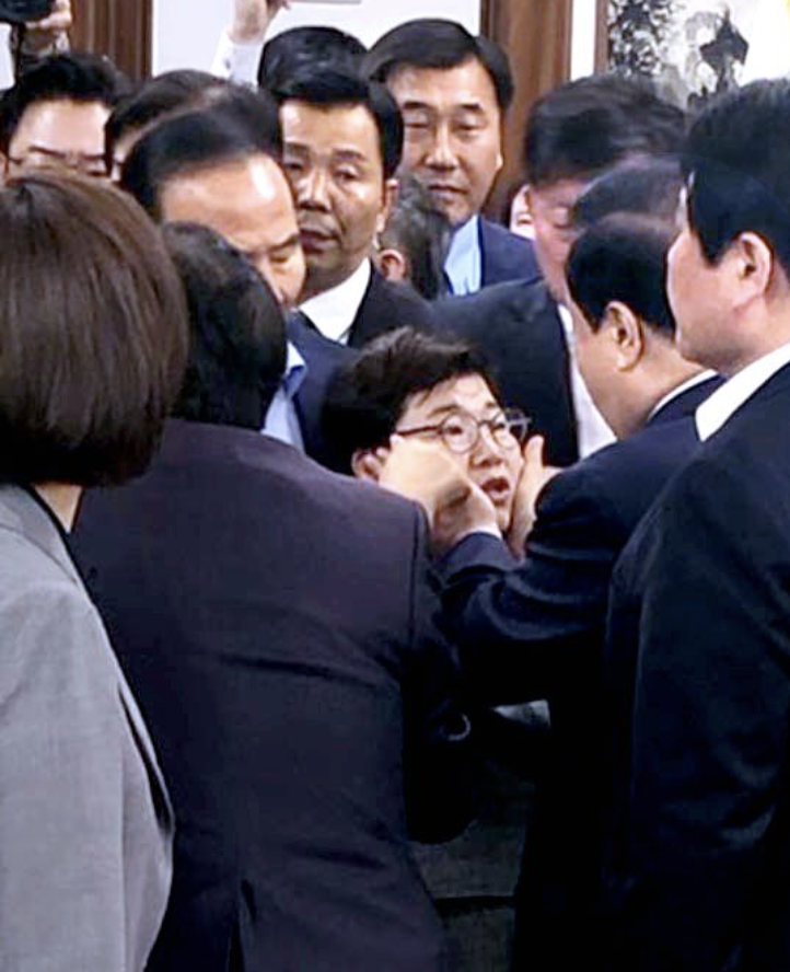 임이자 문희상
