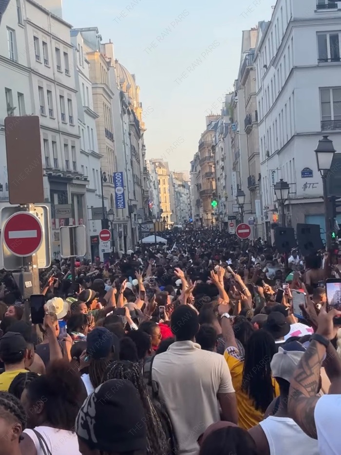 ⁠Crowds of people celebrating Fete de la Musique on the streets of Paris during summer ❘ Paris Summer Festival⁠