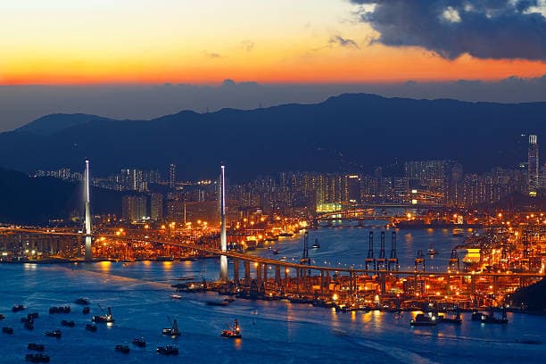 해양도시 개발 사례: 국내외 항만도시의 변신