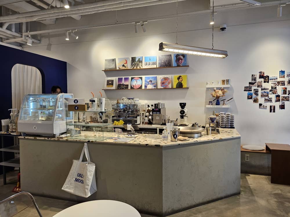 송도 어글리무드