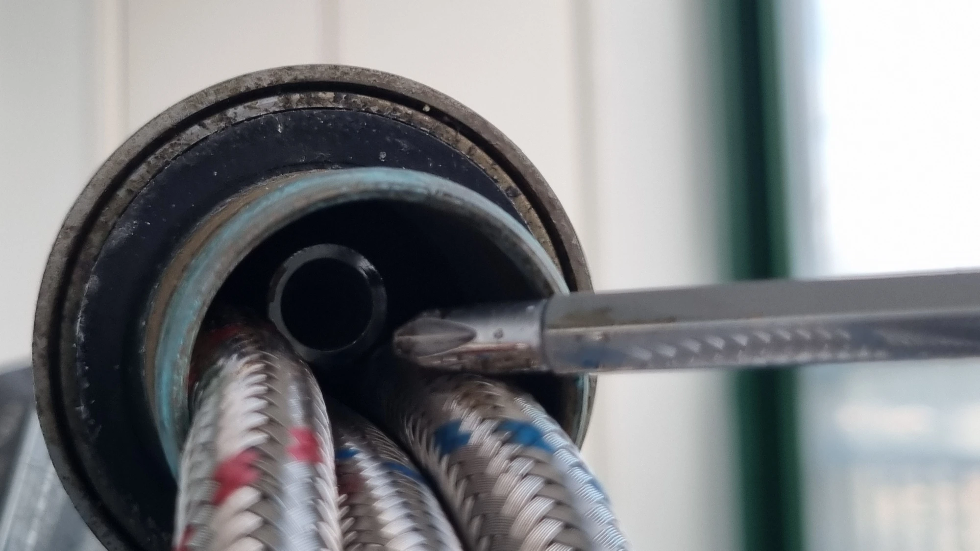 호스 빼는 모습