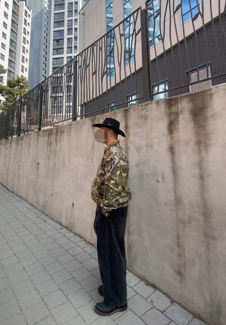 데일리룩('26.2.27.)유니버셜 케미스트리 페도라 웨스턴모자 카우보이모자, 디스이스네버댓 디네댓 리얼트리 재킷, 무신사스탠다드 벌룬 팬츠, 레드윙 아이언레인저 블랙 하니스