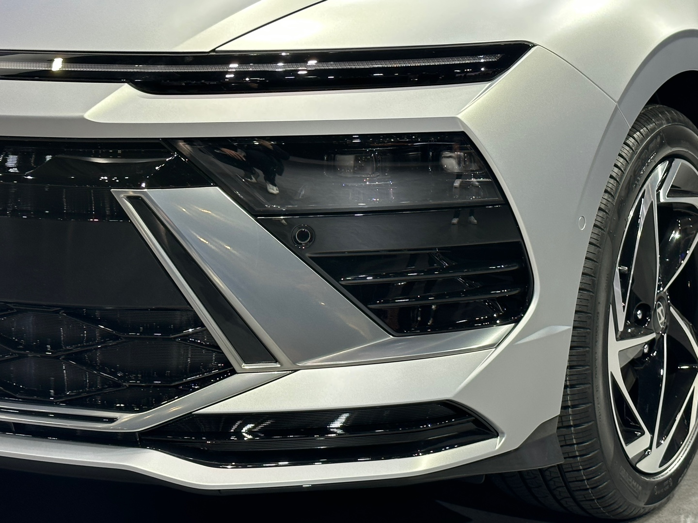 현대자동차 쏘나타 디 엣지