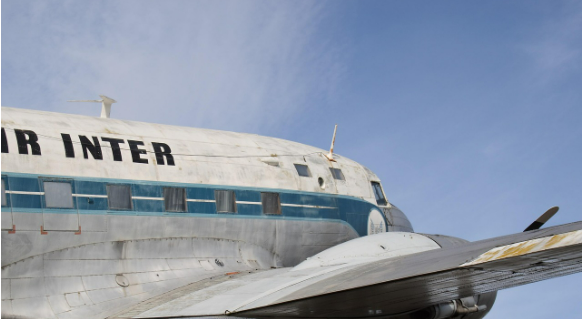 항공권은이 성수기에 어떤 노선은 덜 오르고, 어떤 노선은 폭등할까?