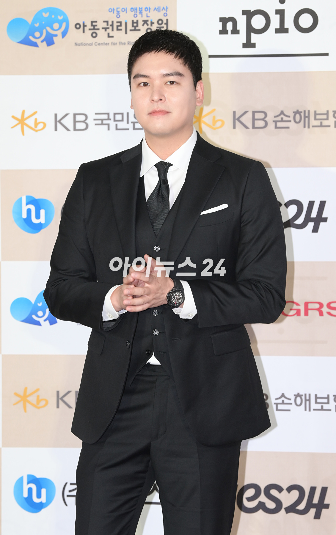 배우 이장우가 13일 오후 서울 중구 장충동 크레스트72에서 열린 2023 방송광고페스티벌 포토월 행사에 CF스타 우수상 수상자로 참석하고 있다. [사진=정소희 기자]