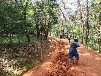 황토길 맨발걷기 효능 부작용 무좀_13