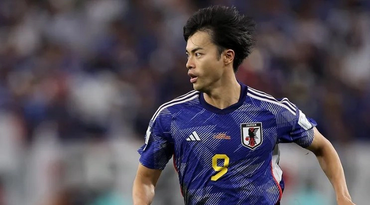 미토마 프로필 연봉 브라이턴 윙어 정보 및 손흥민 100호골 소식