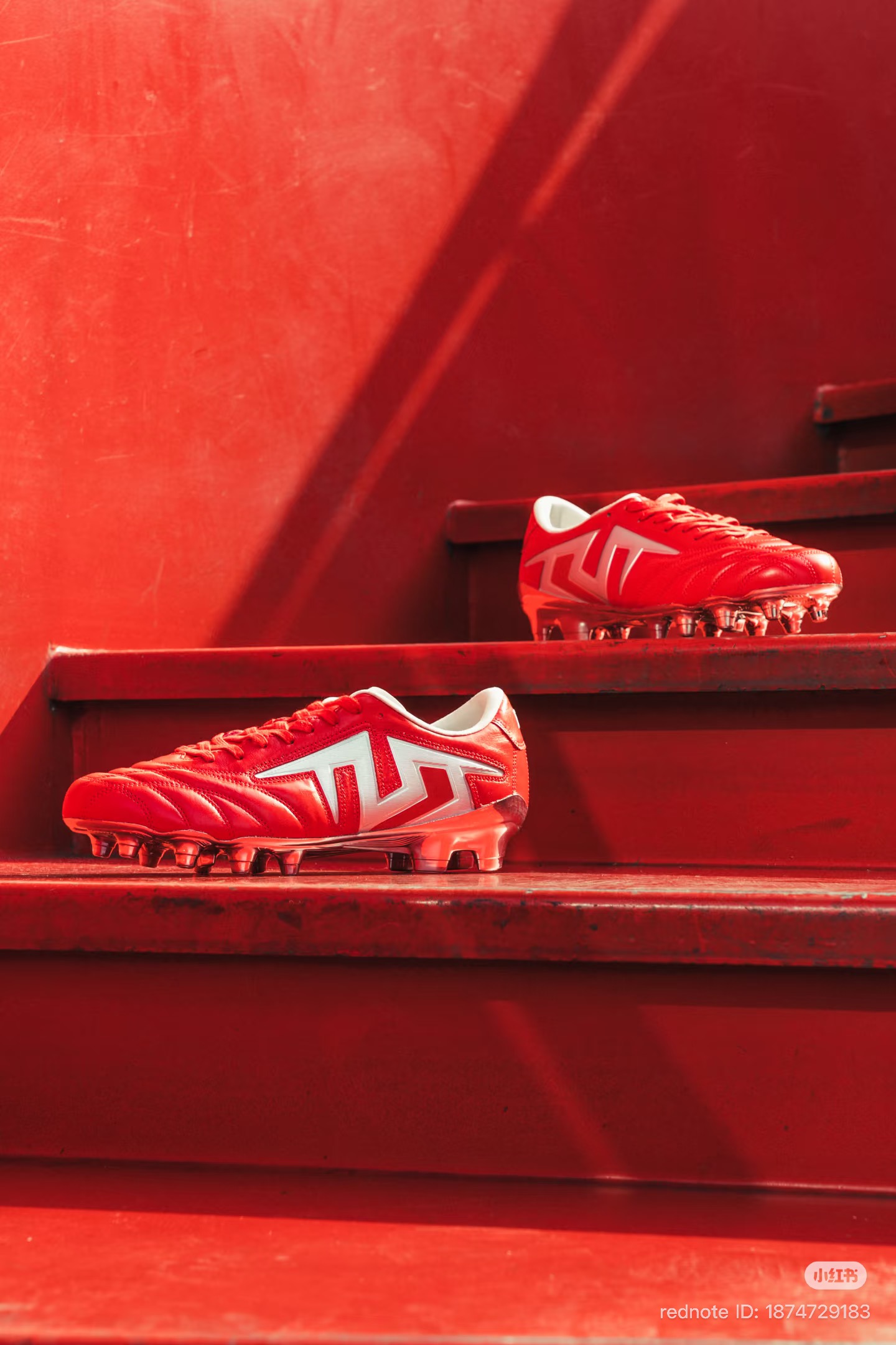 TLSS 축구화 쿠니모토 시그니처 택티션 고트 축구화 발매 안내 이미지