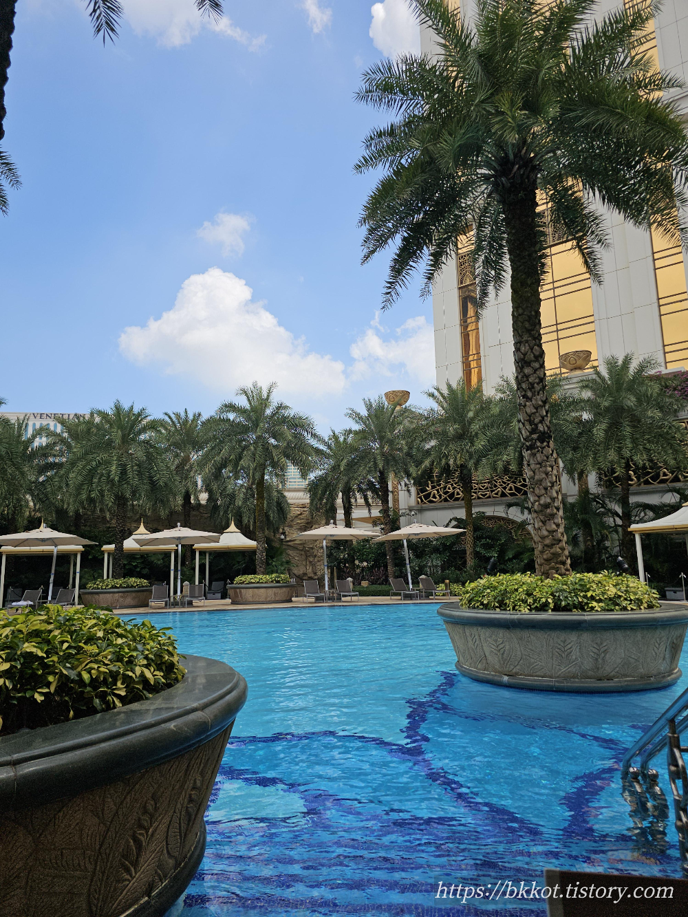 마카오 JW메리어트 풀바