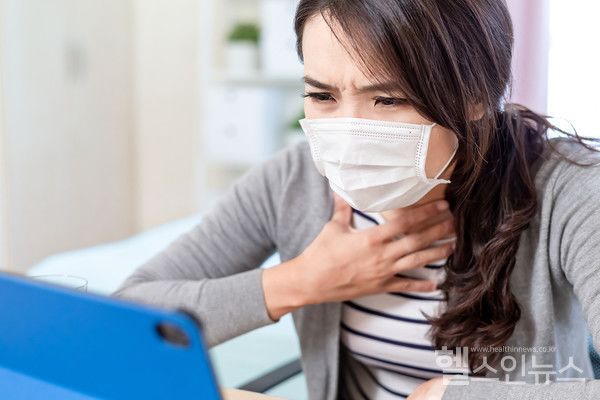 목에 가래가 생기는 이유