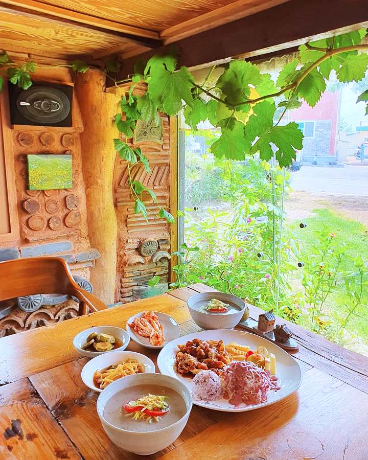생방송오늘저녁 경주 고조할아버지 한옥 개조 불멍 카페 경양식 돈까스 옛날 돈가스 맛집 추천