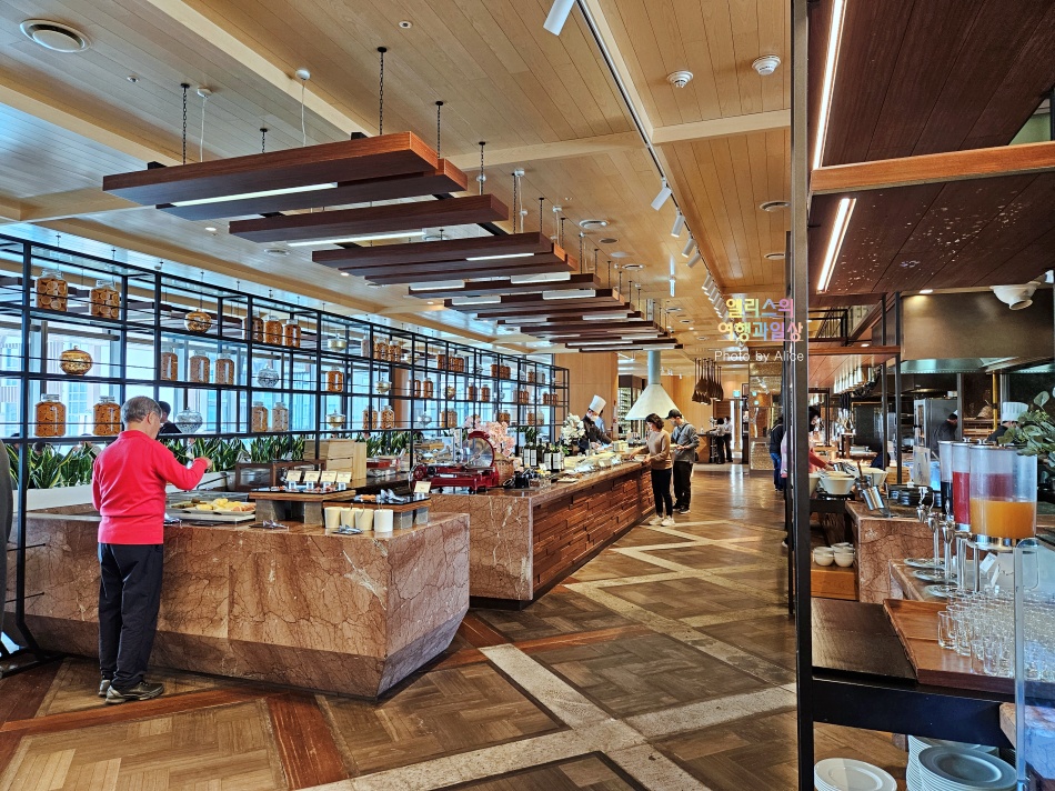 제주신화월드 메리어트 리조트 조식 스카이 온 파이브 다이닝 조식 후기